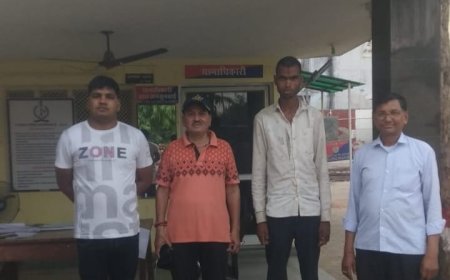 रैस्क्यू कर महुवा से लावारिस बीमार पुरुष को भेजा गया अपना घर आश्रम हिंडौन