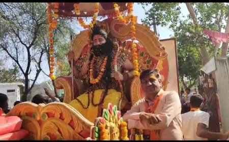 रैणी मे भगवान परशुराम सहित अन्य कई आकर्षक झाँकियो के साथ निकाली भव्य शोभा यात्रा