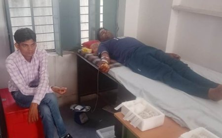 रैणी कोर्ट मे शुक्रवार को स्वैच्छिक रक्तदान शिविर मे 14 यूनिट रक्तदान हुआ