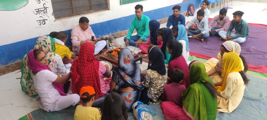 समाज सेवा शिविर के समापन पर्यावरण शुद्धि के लिए किया हवन