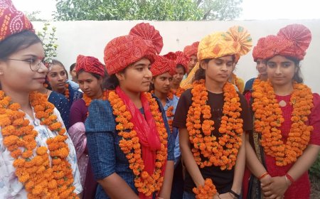 तिजारा के जगमलहेड़ी स्थित बीवीएम स्कूल के बच्चों ने दसवीं के परीक्षा परिणाम में मारी बाजी