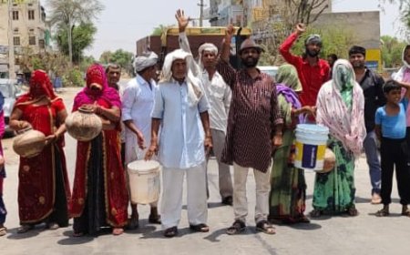 चौफुल्या में खाली मटके लेकर सड़क पर उतरी महिलाएं , आक्रोशित ग्रामीण