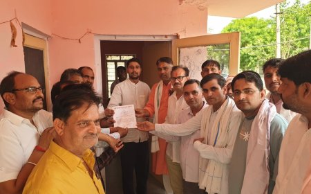 बैजूपाड़ा मैं नाबालिक बच्ची के साथ दुष्कर्म की घटना को लेकरमहुवा ब्राह्मण समाज ने उपखंड अधिकारी को मुख्यमंत्री के नामदिया ज्ञापन