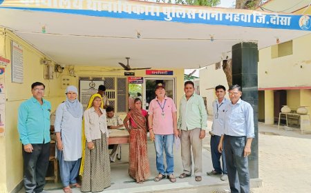 महुवा से लावारिस बीमार  दो महिला प्रभु जी को   रेस्क्यू कर एम्बुलेंस से  भेजा  अपना घर आश्रम भरतपुर