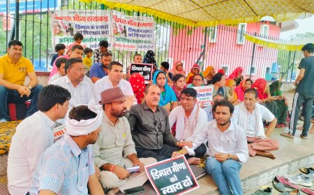 मुकबधीर बालिका डिंपल मीणा हत्याकांड ने पकडा़ तूल:जयपुर के शहीद स्मारक पर चल रहे धरने मैं जूटे अनेकों संगठन व राजनीतिक दल, आरपार की लड़ाई की चेतावनी