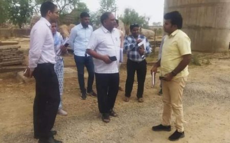 जिला कलेक्टर नदबई पंचायत समिति की ग्राम पंचायत करई में निर्माणाधीन सड़क का किया निरीक्षण