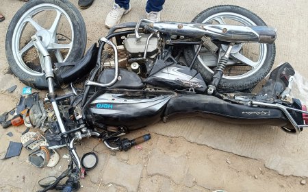 रैणी में बजरी से भरे ट्रैक्टर ट्रोली  गलत साईड मे आकर पति-पत्नी को मारी टक्कर, अलवर रैफर