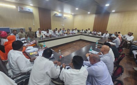 विधायक महंत श्री बालक नाथ योगी ने  नगर परिषद की बैठक में लिया हिस्सा,जिला अस्पताल का किया औचक निरीक्षण