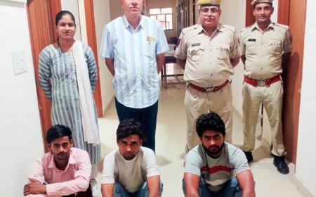 साइबर  फ्राॅड करने वाले 5 आरोपी गिरफ्तार:8 मोबाइल, 10 सिम कार्ड, एक कार, 50,400रु सहित जमीन व दुकान के कागजात जब्त