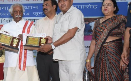 विश्व रक्तदाता दिवस पर समाजसेवी व लोकहित समिति के अध्यक्ष नरेश कौशिक को महामहिम राज्यपाल बंडारू दत्तात्रेय ने किया सम्मानित