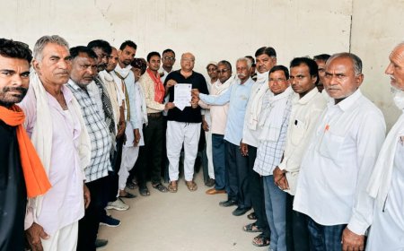 ओम मुक्ति धाम मे नलकुंप की मांग को लेकर विधायक को सौंपा ज्ञापन