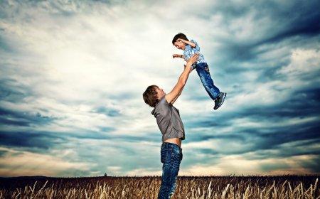 पितृ दिवस पर विशेष रिपोर्ट,  चारों धामों का द्वार पिता ही है