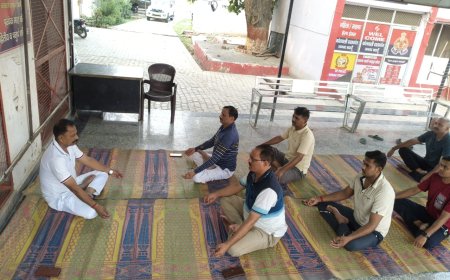 अंतर्राष्ट्रीय योग दिवस: कोतवाली परिसर में पुलिस जवानो ने किया योगाभ्यास