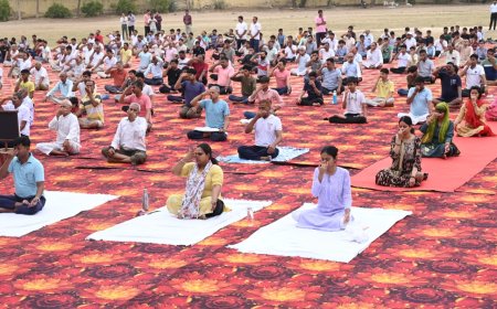 10वां अंतर्राष्ट्रीय योग दिवस: जिला स्तर पर भव्य कार्यक्रम का आयोजन