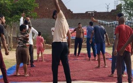 योग गुरु महिपाल नारनोलिया ने दिव्यांग बच्चों को कराया योगाभ्यास