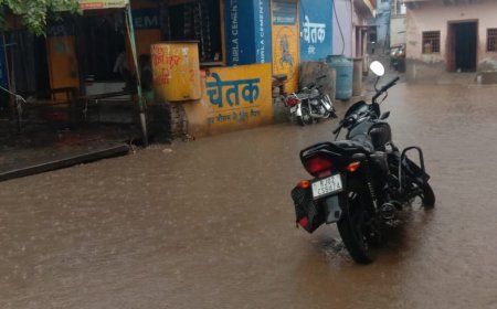 सकट में 15 मिनट हुई झमाझम बारिश, सड़कों पर बहा तेज़ पानी