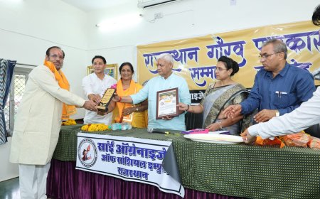 भीलवाड़ा के वरिष्ठ पत्रकार रतनलाल प्रजापति "राजस्थान गौरव पत्रकार " सम्मान से सम्मानित