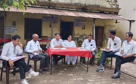 नए कानूनों की जानकारी को लेकर न्यायालय परिसर गोविन्दगढ़ में हुई कार्यशाला