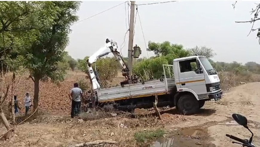 खबर का असर - सोमवार को फुंके हुए ट्रांसफार्मर को बदला मिली ग्रामीणों को राहत