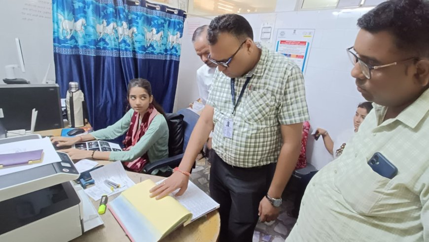 सीएमएचओ डॉ. राजेश कुमार ने किया सोनोग्राफी केंद्रों का निरीक्षण, पीसीपीएनडीटी एक्ट की पालना करने के दिए निर्देश