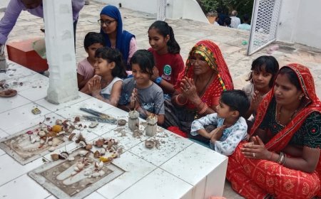 जमात के पास शेष जी की डूंगरी पर भरा मेला श्रद्धालुओं ने की प्रसादी ग्रहण,  मांगी मन्नत