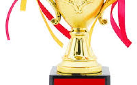 डॉक्टर कुमुदेश दीक्षित ने बेडमिंटन चैंपियनशिप में पाया स्वर्ण पदक