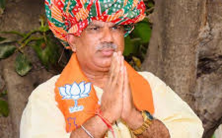 गृह राज्य मंत्री के आवास की घटना को गलत ढंग से पेश कर कुछ लोग गुर्जर जाट समाजों के भी भाई चारे को तोड़ना चाहते है= यदुवीर