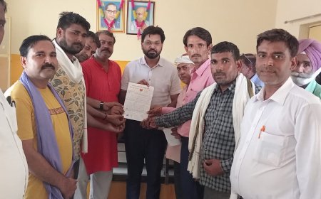 नगरपालिका क्षेत्र की जनसमस्याओं को लेकर अधिशाषी अधिकारी को सौंपा ज्ञापन