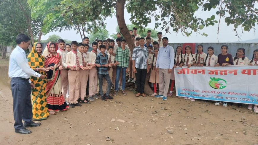 पर्यावरणीय सुरक्षा के लिए पेड़ जरूरी - राम भरोस मीणा