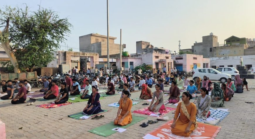 गोविंदगढ़ में योग प्रशिक्षकों का 15 दिवसीय प्रशिक्षण शिविर हुआ प्रारंभ