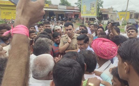 अलवर:- रोडवेज बस की टक्कर से कांवड़िए की मौत,  एक घायल, कांवडियों ने ग्रामीणों के साथ मिलकर किया रोड जाम