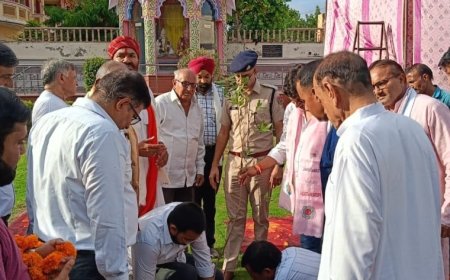 पर्यावरण प्रेमियों के साथ पुलिस अधीक्षक ने लगाए पौधे