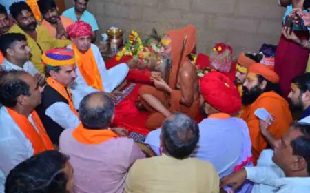 भाजपा प्रदेशाध्यक्ष मदन राठौड़ पहुंचे नंदगांव चातुर्मास में अवधेश जी महाराज का लिया आशीर्वाद