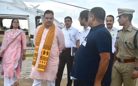 मुख्यमंत्री ने जलभराव क्षेत्रों का किया हवाई सर्वे