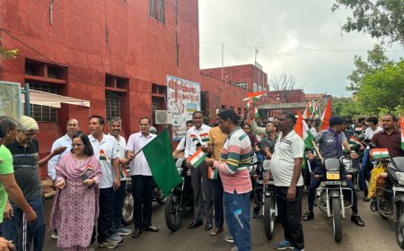 हर घर तिरंगा अभियान के तहत साइकिल एवं बाइक रैली का हुआ आयोजन