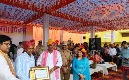  जिला स्तरीय स्वतंत्रता दिवस समारोह मे पहाडी़ तहसीलदार हुए सम्मानित