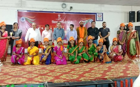 स्वतंत्रता दिवस की पूर्व संध्या पर पीएम श्री जवाहर नवोदय विद्यालय खैरथल में रंगारंग सांस्कृतिक कार्यक्रमों हुआ आयोजन