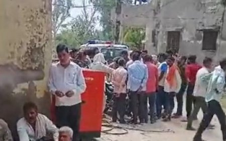 भरतपुर- रात घर से निकला:पोखर में मिला व्यक्ति का शव, गले पर बंधा कपड़ा-हत्या का मामला दर्ज