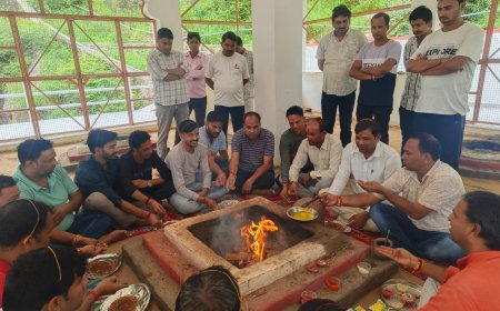 खोह मनसा माता मंदिर में भजन संध्या में कलाकारों दी प्रस्तुतियां:  हवन के बाद भंडारे का आयोजन
