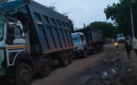 पुलिस ने ऑवरलोडिंग के चार डम्फर, दो बाइक जप्त