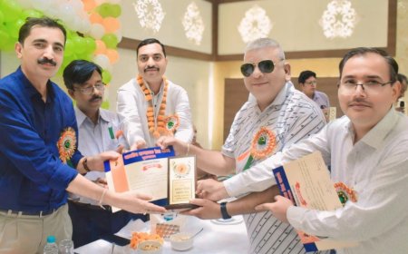 वरिष्ठ पत्रकार समीम दुर्रानी का मुरादाबाद में जोरदार स्वागत