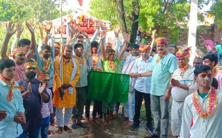 नारायणपुर में माता के जयकारों के साथ रवाना हुई पपलाज माता की पदयात्रा