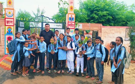 एक पेड़ मां के नाम अभियान के तहत किया पौधारोपण: घरों के आसपास पौधे लगाने का विद्यार्थियों ने लिया संकल्प