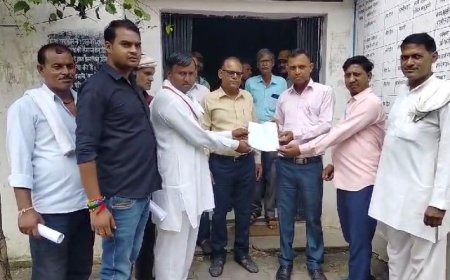 धर्म परिवर्तन की गतिविधियों के विरोध में ग्रामीणों ने की प्रशासन से शिकायत