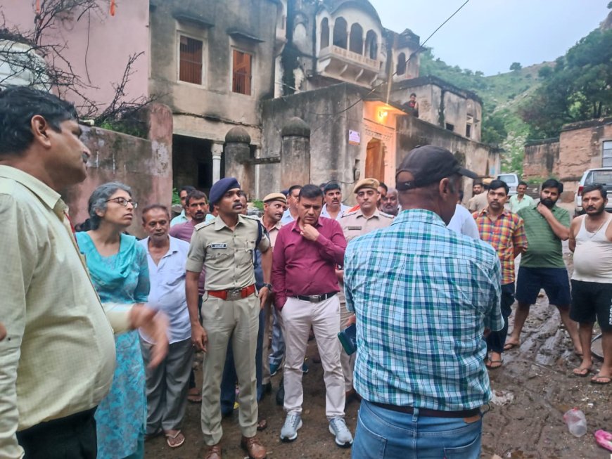 जिला कलेक्टर झुन्झनू व पुलिस अधीक्षक ने लोहार्गल मेला व्यवस्था का लिया जायजा