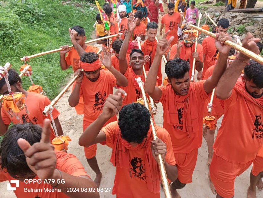 जोनेटा के प्राचीन शिव मंदिर में 31कावडीयो के जत्थे ने नारायणी माता से कांवड़ लाकर किया शिव का जलाभिषेक