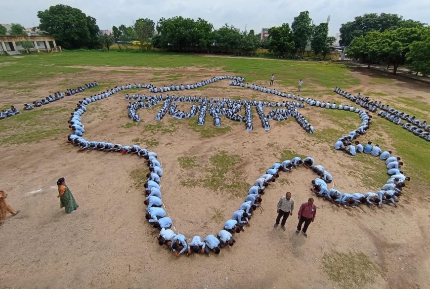 छात्र, छात्राओं की श्रृंखला से बनाया आकर्षक राजस्थान