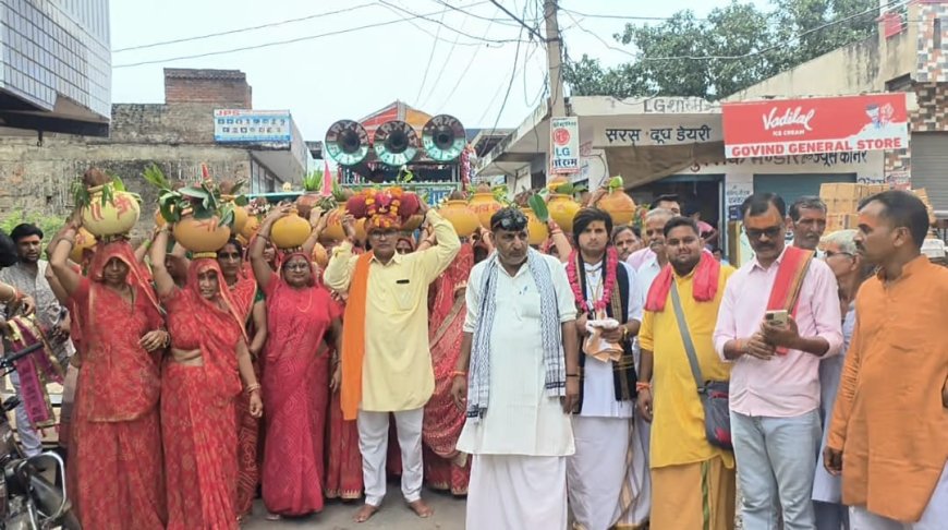 श्रीमद्भागवत कथा एवं भक्ति ज्ञान यज्ञ महोत्सव का गोविन्दगढ़ में हुआ शुभारंभ, द्वितीय दिवस में सुखदेव जी के जन्म की कथा