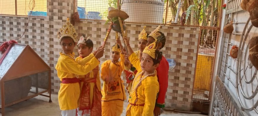 उदयपुरवाटी के मंदिरों में कान्हा के जन्मदिन पर श्रद्धालुओं की अच्छी खासी भीड़ : कान्हा के जन्मदिन पर जमकर झूमी महिलाएं