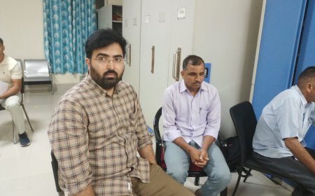 अलवर में सेन्ट्रल जीएसटी का इन्सपेक्टर एवं संविदाकर्मी 1 लाख 40 हजार रुपये रिश्वत लेते रंगे हाथों गिरफ्तार